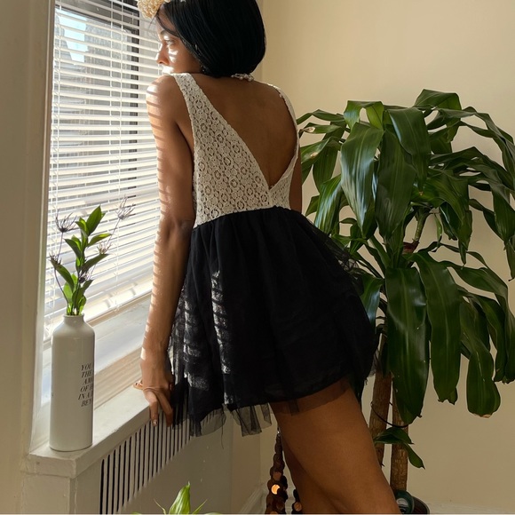 Lace Pearl and Tulle Cocktail Dress - Picture 11 of 12